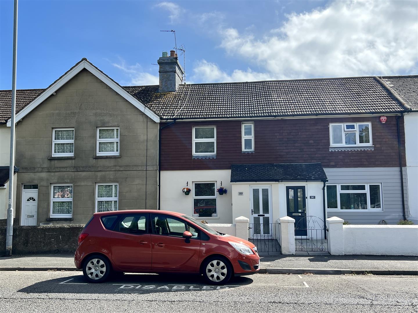 Property Details for Seaside Eastbourne East Sussex BN22 7RS Town Property Estate Agents